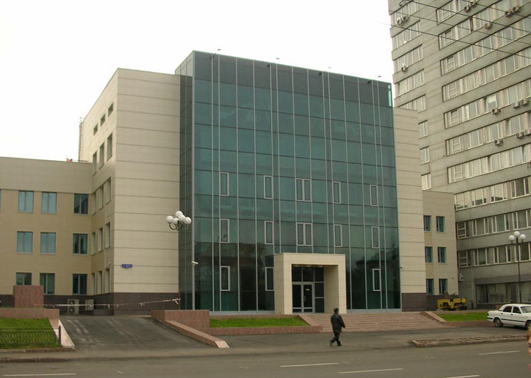 Центральный витраж в здании Законодательного собрания Красноярского края